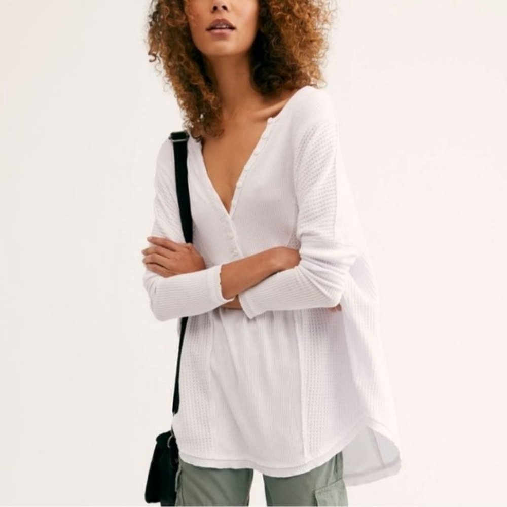 Free People Leo White Henley Button Ribbed Waffle Knit Thermal Tunic Top XS EUC